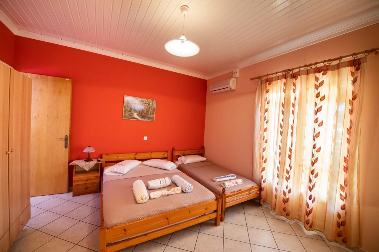 Efthalia Apartments & Studios Nydri  Bagian luar foto