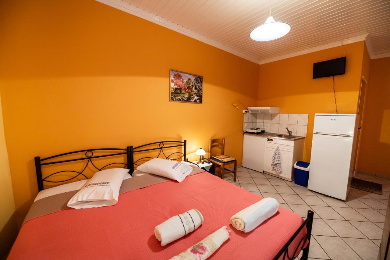 Efthalia Apartments & Studios Nydri  Bagian luar foto