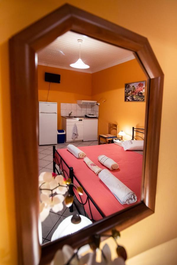 Efthalia Apartments & Studios Nydri  Bagian luar foto
